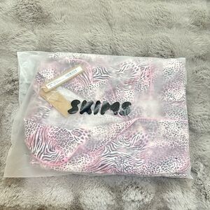 SKIMS SLEEP LONG SLEEP SET BLOOM MINI MULTI ANIMAL Size XS